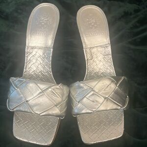 BRAND NEW - Vince Camuto Silver Sandals - Size 8.5